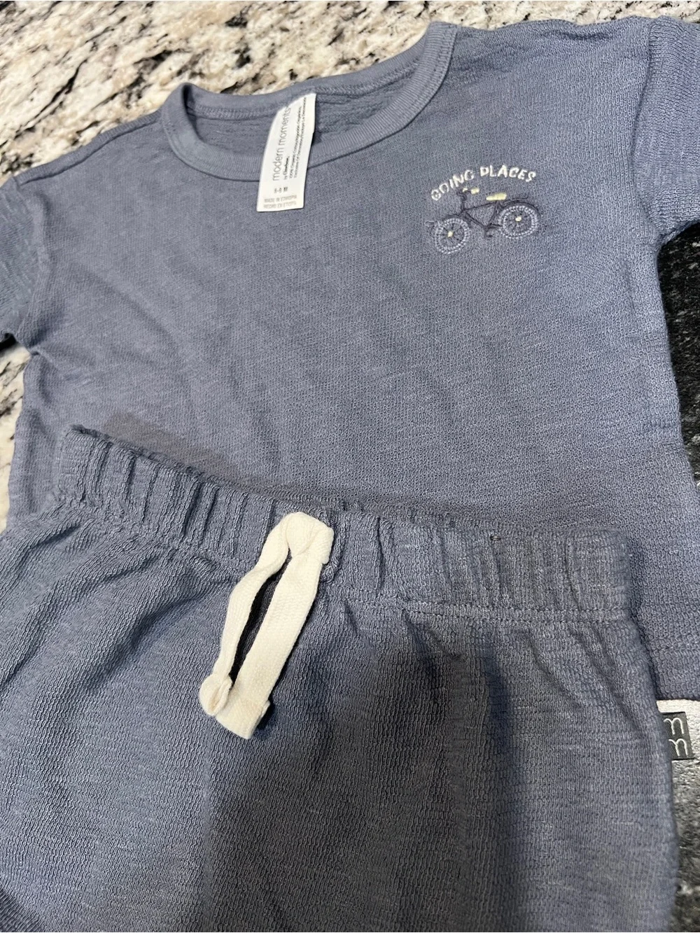 Modern Moments by Gerber Organic Cotton 2-Piece Short Set 6–9 Months